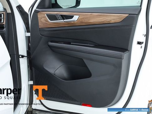 Used 2024 Volkswagen Atlas SE image 32