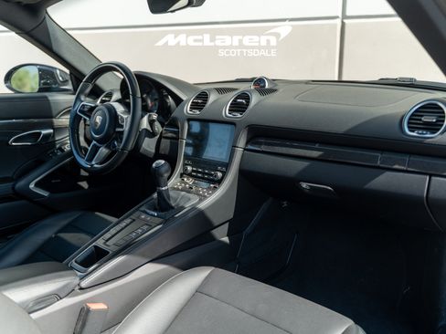Used 2025 Porsche 718 Cayman S w/ Premium Package RWD image 19