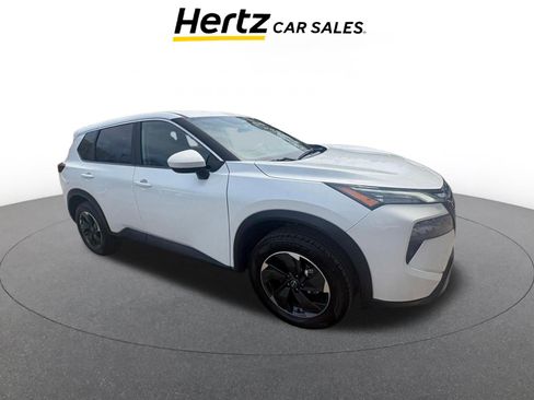 Used 2025 Nissan Rogue SV AWD/4WD image 1