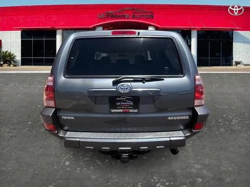 Used 2005 Toyota 4Runner Sport AWD/4WD image 8