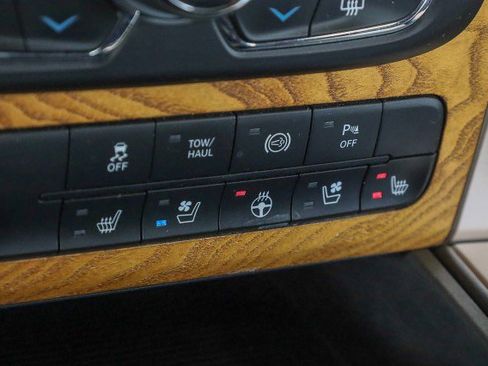 Used 2015 RAM 3500 Laramie Longhorn w/ Convenience Group image 24