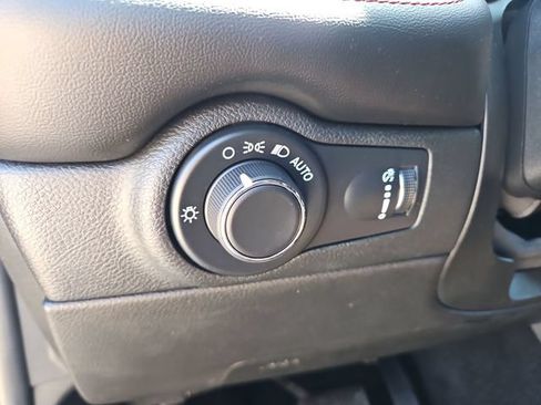 Used 2023 Dodge Durango GT AWD/4WD image 17