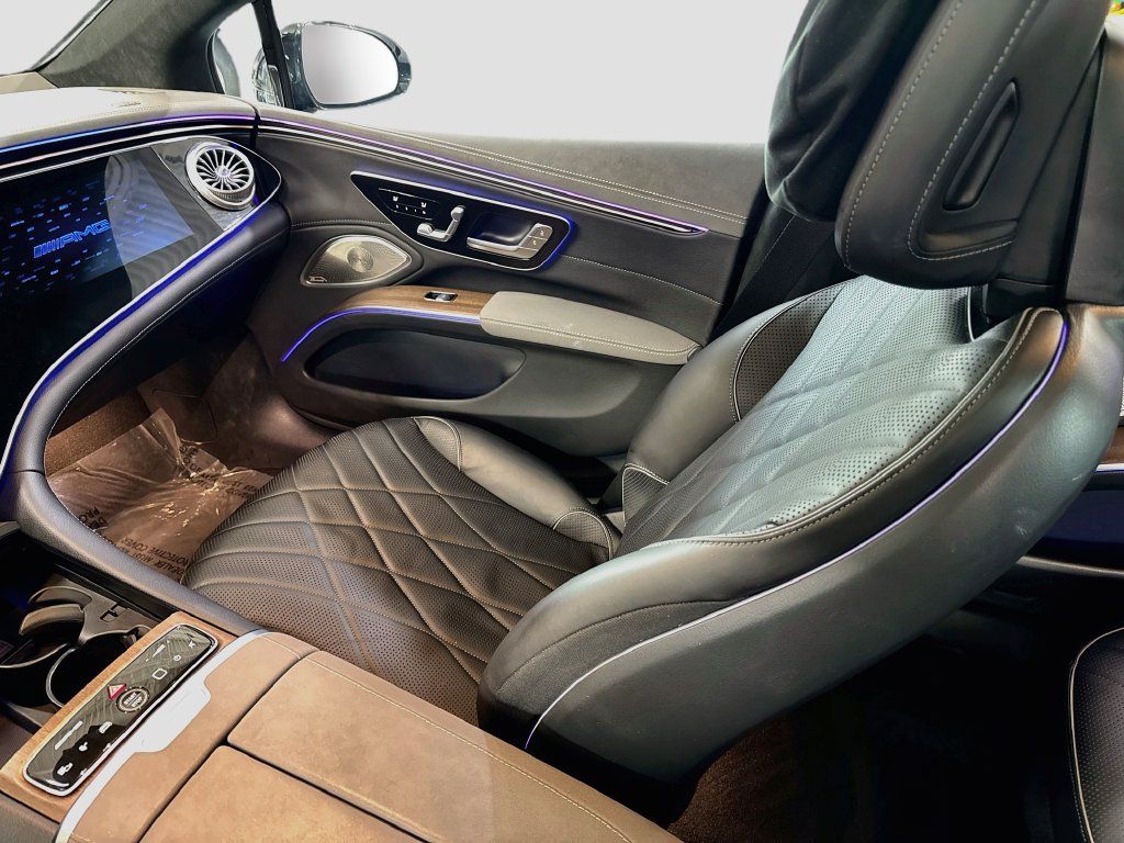 Certified 2023 Mercedes-Benz EQS AMG 4MATIC image 27