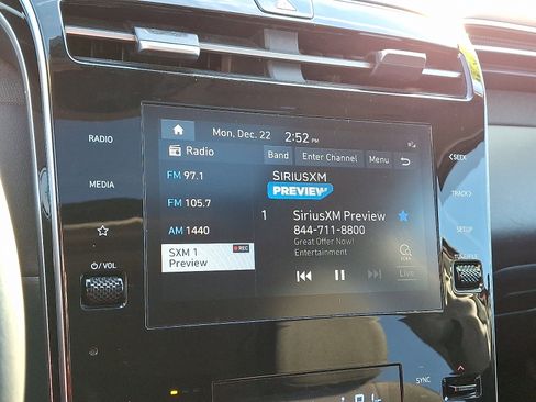 Used 2022 Hyundai Tucson SEL w/ Convenience Package image 16