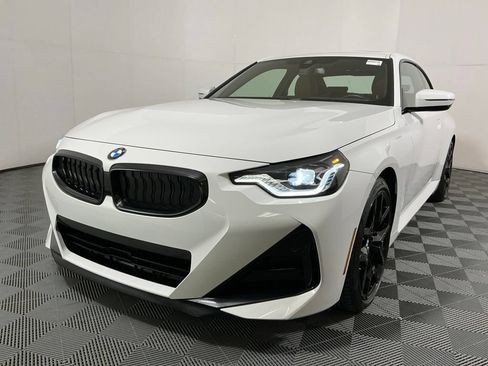 Used 2025 BMW 230i xDrive Coupe w/ M Sport Package AWD/4WD image 2