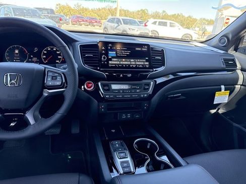 New 2026 Honda Ridgeline Black Edition image 14