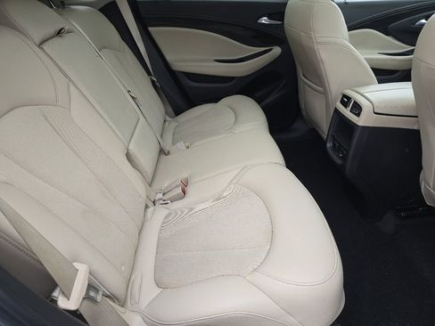 Used 2020 Buick Envision Preferred image 18