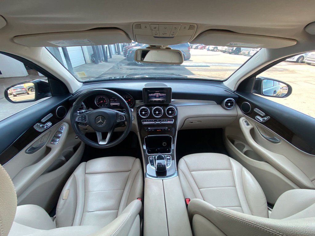Used 2016 Mercedes-Benz GLC 300 4MATIC image 19