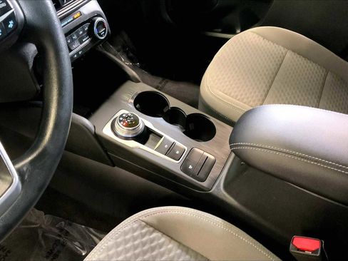 Used 2021 Ford Escape SE image 15
