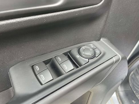 Used 2025 Chevrolet Silverado 1500 Custom Trail Boss AWD/4WD image 21