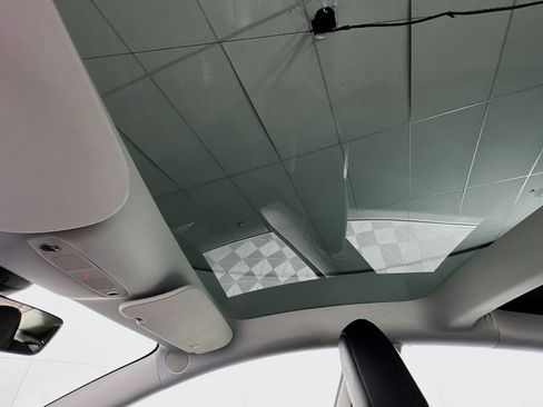 Used 2023 Tesla Model 3 Standard Range image 25