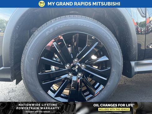 New 2026 Mitsubishi Outlander Sport LE AWD/4WD image 9