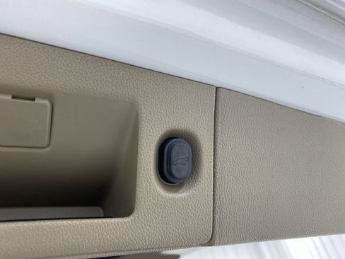 Used 2018 Chevrolet Tahoe LT AWD/4WD image 26