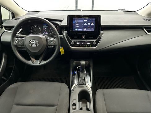 Used 2023 Toyota Corolla LE image 20