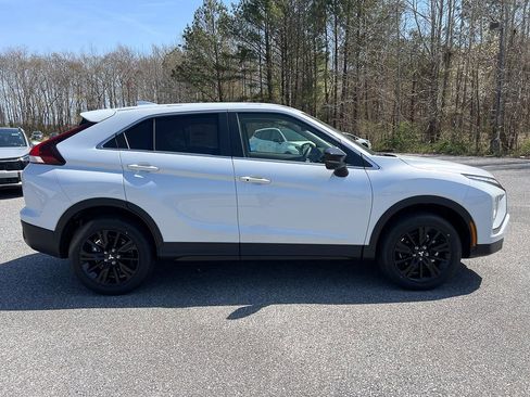 New 2026 Mitsubishi Eclipse Cross LE image 9
