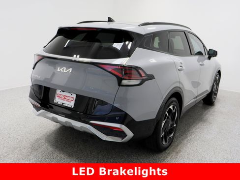 Used 2023 Kia Sportage SX image 7