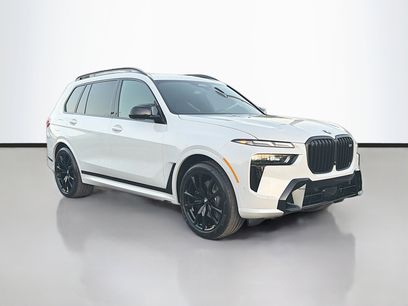 New 2026 BMW X7 M60i w/ Climate Comfort Package