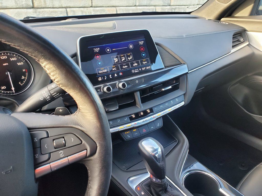 Used 2024 Cadillac CT4 Luxury w/ Sun And Sound Package AWD/4WD image 23