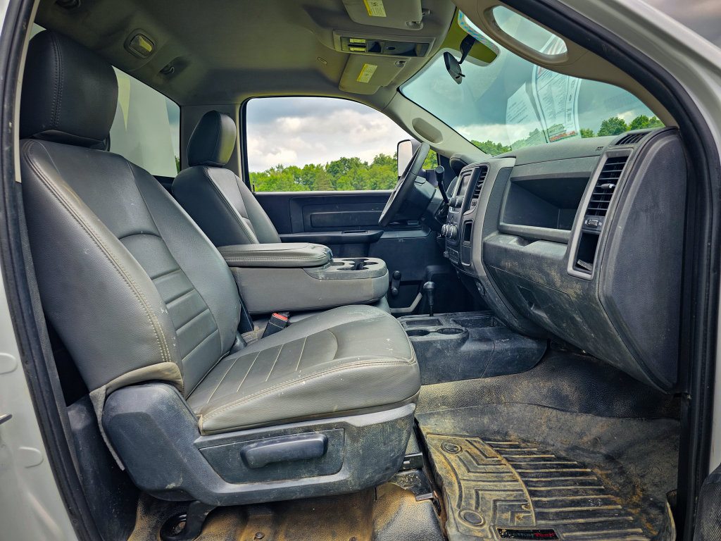 Used 2018 RAM 5500 Tradesman w/ Max Tow Package AWD/4WD image 34
