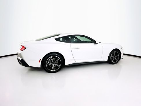 Used 2024 Ford Mustang Premium image 10