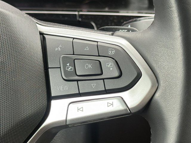 Used 2026 Volkswagen Atlas Cross Sport SEL Premium R-Line AWD/4WD image 29
