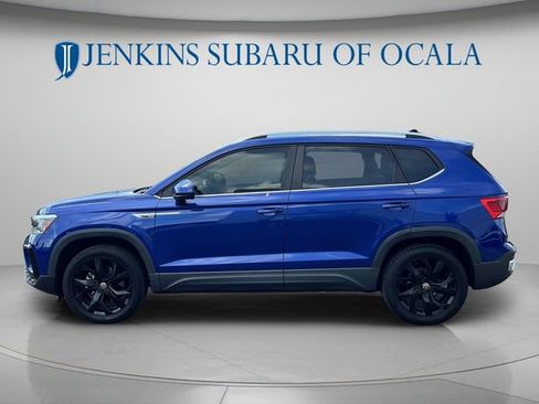 Used 2022 Volkswagen Taos SE w/ IQ.Drive SE Package FWD image 6