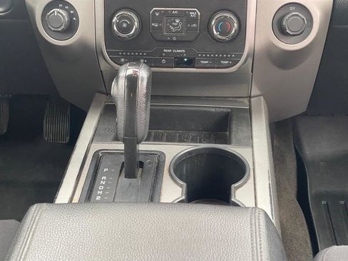 Used 2017 Ford Expedition EL XLT image 33