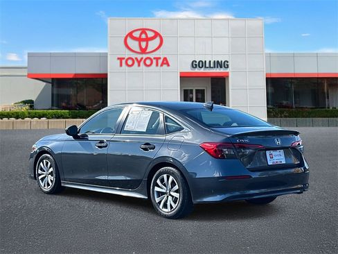 Used 2022 Honda Civic LX image 4