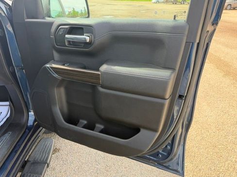 Used 2021 Chevrolet Silverado 1500 RST AWD/4WD image 24