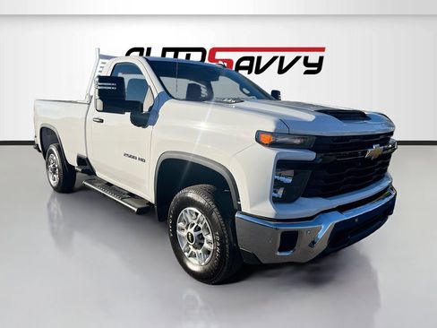 Used 2025 Chevrolet Silverado 2500 W/T w/ WT/CX Safety Package RWD image 1