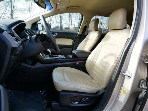 Used 2018 Ford Edge SEL w/ Equipment Group 201A FWD image 10