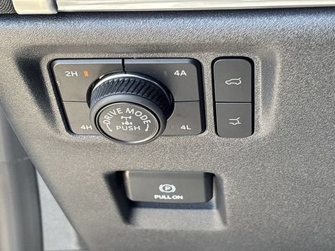 Used 2026 Ford Expedition Tremor AWD/4WD image 19
