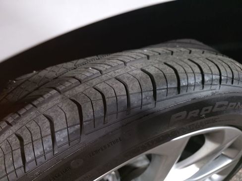 Used 2024 Buick Encore GX Avenir w/ Avenir Technology Package image 29