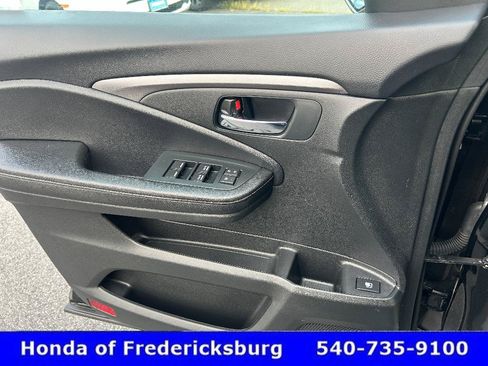 Used 2023 Honda Ridgeline Sport image 27