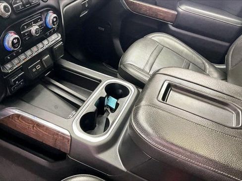 Used 2020 GMC Sierra 3500 Denali w/ Denali Ultimate Package image 15