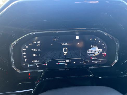 Used 2022 GMC Sierra 1500 SLE AWD/4WD image 10