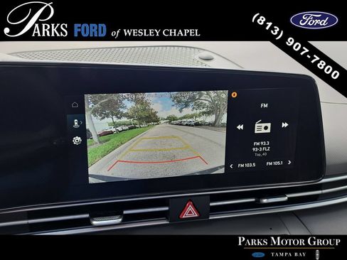 Used 2025 Hyundai Elantra SEL FWD image 21