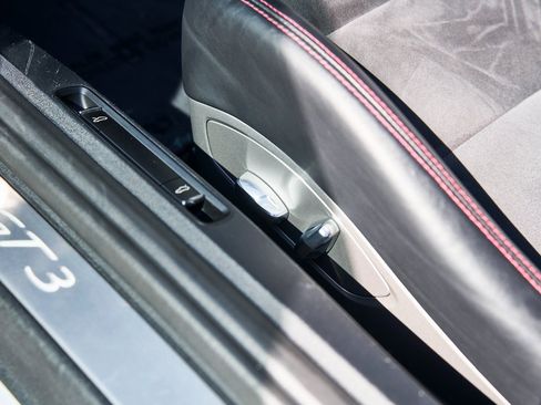 Used 2014 Porsche 911 GT3 image 29