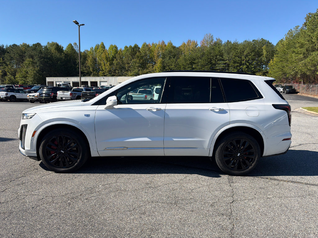 Used 2022 Cadillac XT6 Sport w/ Technology Package AWD/4WD image 4