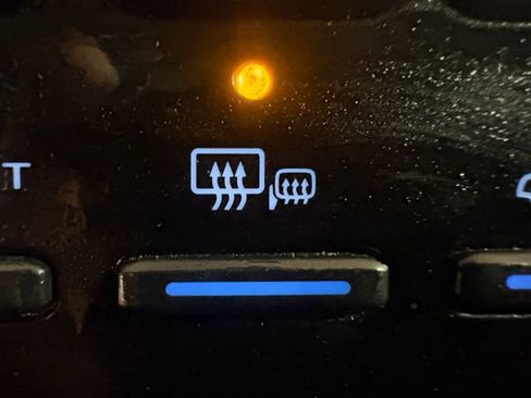 Used 2021 Toyota Camry LE w/ Cold Weather Package image 13