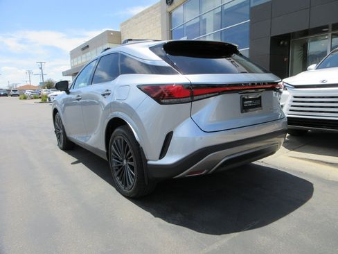 Used 2025 Lexus RX 350h w/ Convenience Package AWD/4WD image 5