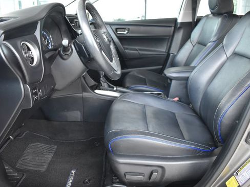 Used 2017 Toyota Corolla XSE w/ Carpet Mat Package (TMS) FWD image 3