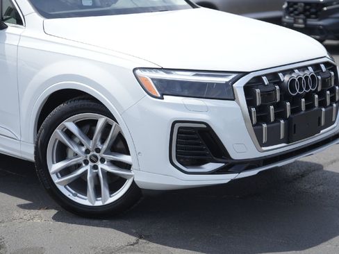New 2025 Audi Q7 3.0T Premium Plus image 3