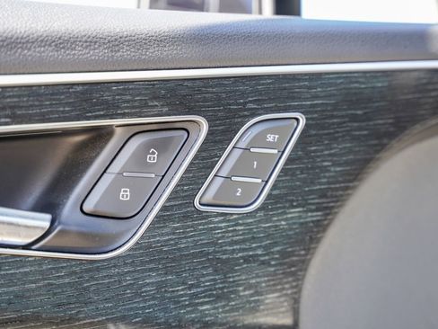 Used 2021 Audi Q7 3.0T Premium Plus w/ Premium Plus Package image 14