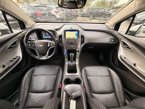 Used 2015 Chevrolet Volt Premium w/ Premium Trim Package FWD image 27
