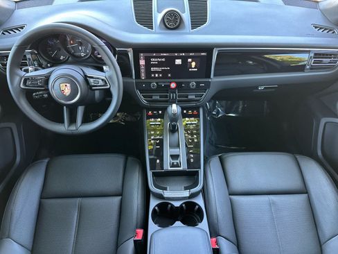 New 2026 Porsche Macan AWD/4WD image 6