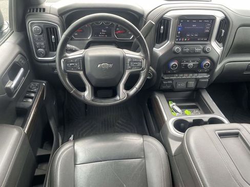 Used 2021 Chevrolet Silverado 1500 LT Trail Boss w/ Convenience Package II AWD/4WD image 12