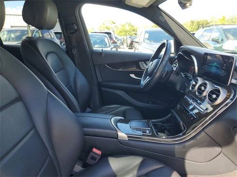Used 2020 Mercedes-Benz GLC 300 image 34