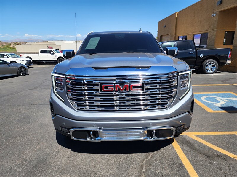 Used 2023 GMC Sierra 1500 Denali w/ Technology Package AWD/4WD image 8