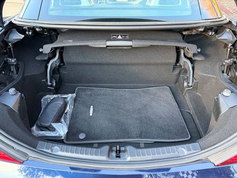 Used 2012 Mercedes-Benz SLK 350 image 32